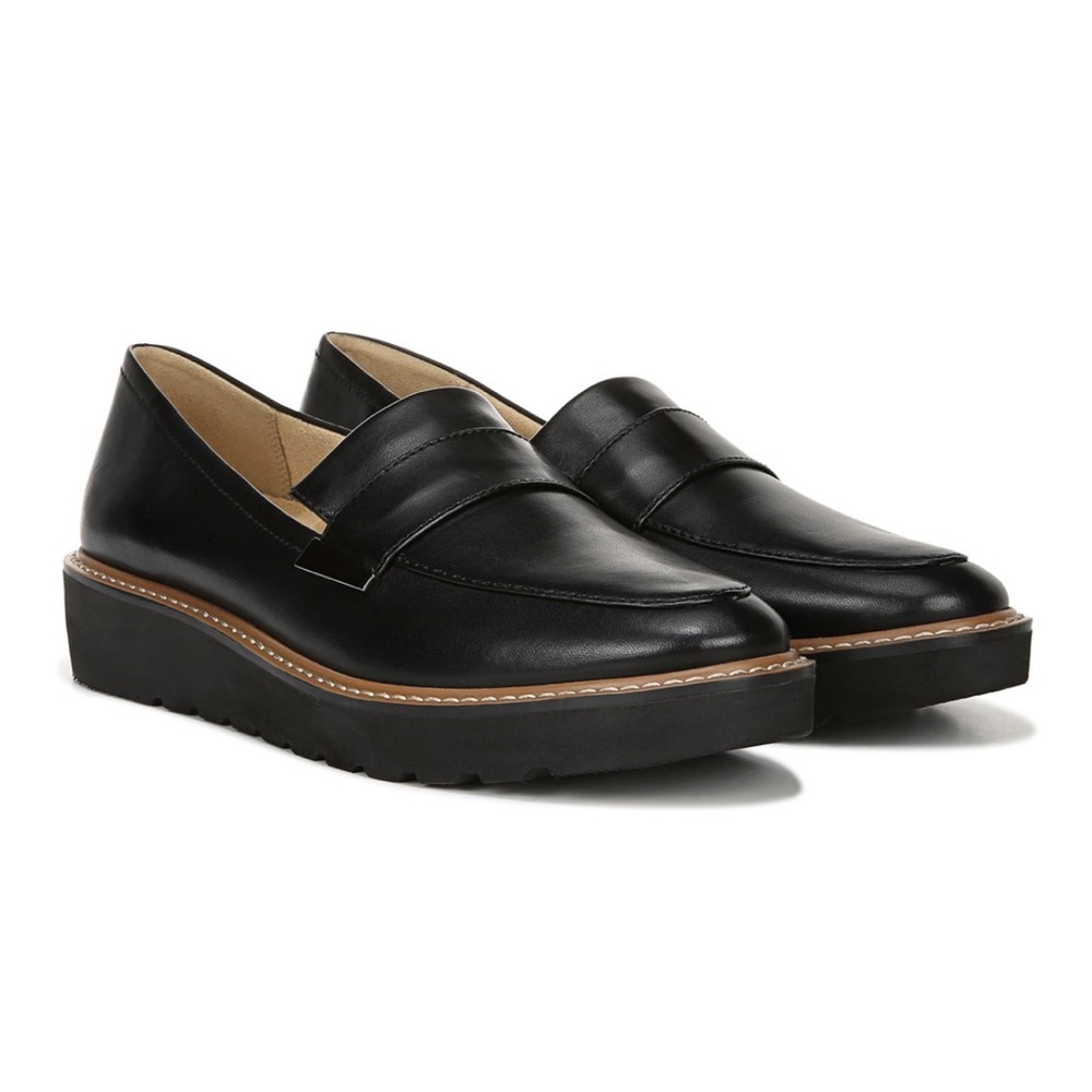 Naturalizer Adiline Loafer Size 7